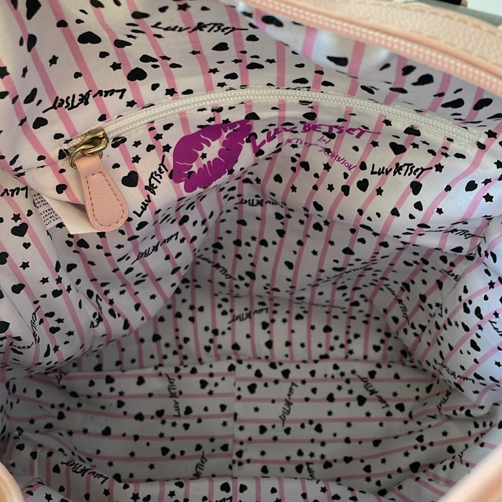 Betsy Johnson Luv   2 in 1 Backpack Purse  Black / Pink  Size Medium - Picture 11 of 16